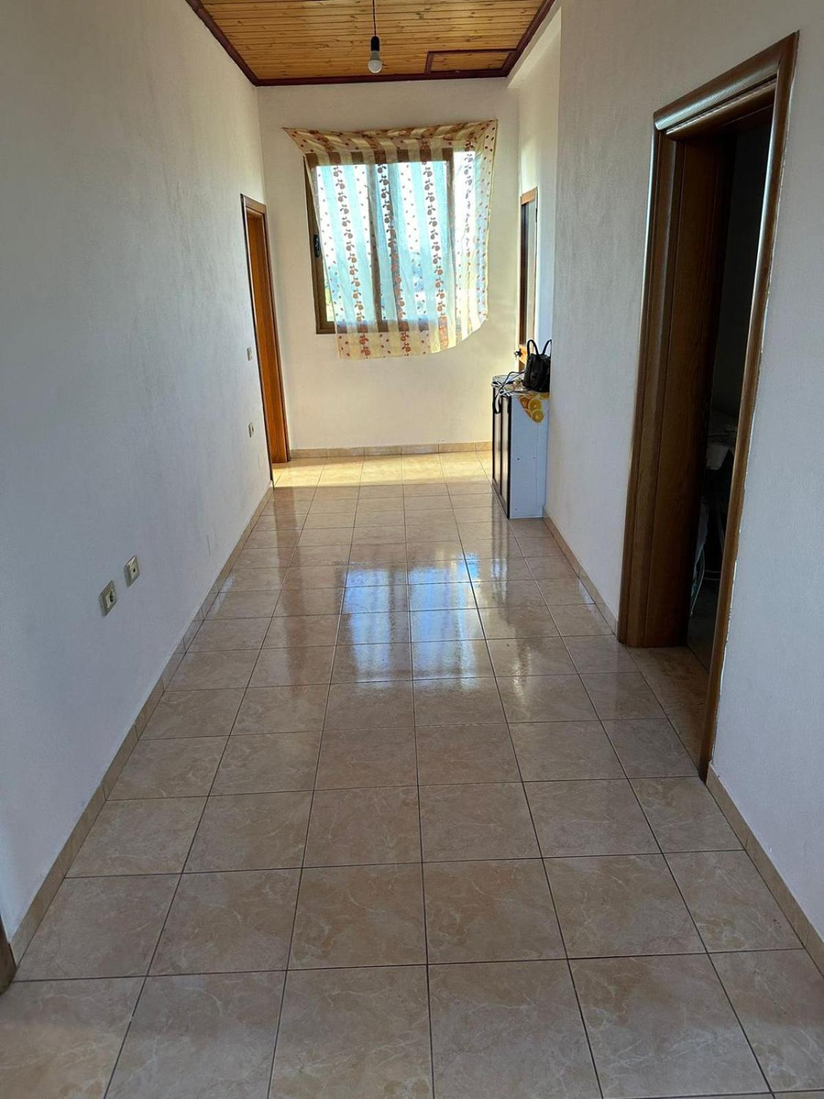 Karaj Apartamento