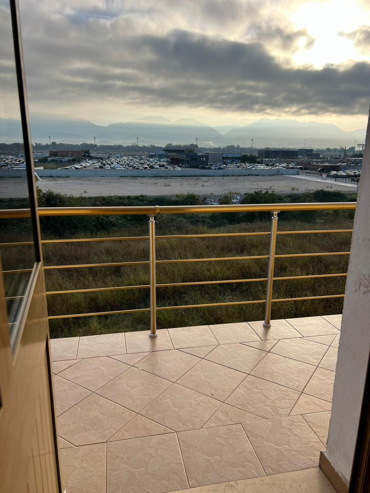 Karaj Apartamento Tirana