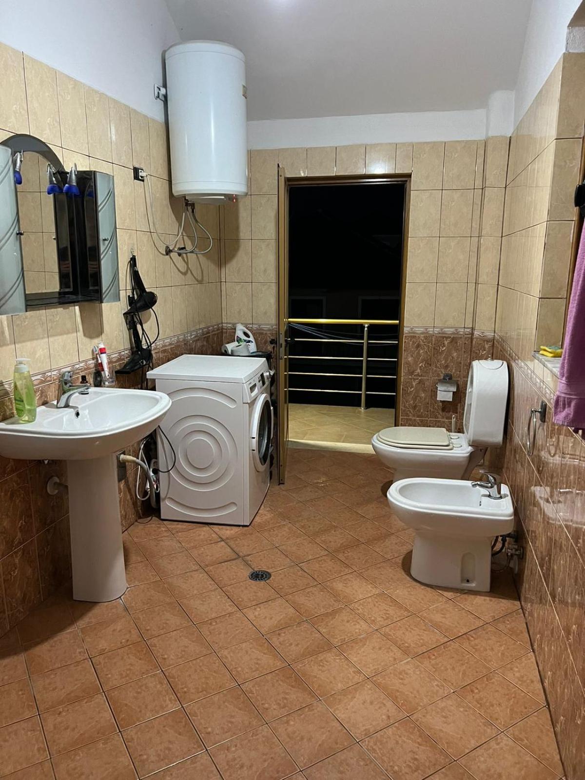 Karaj Apartamento Tirana